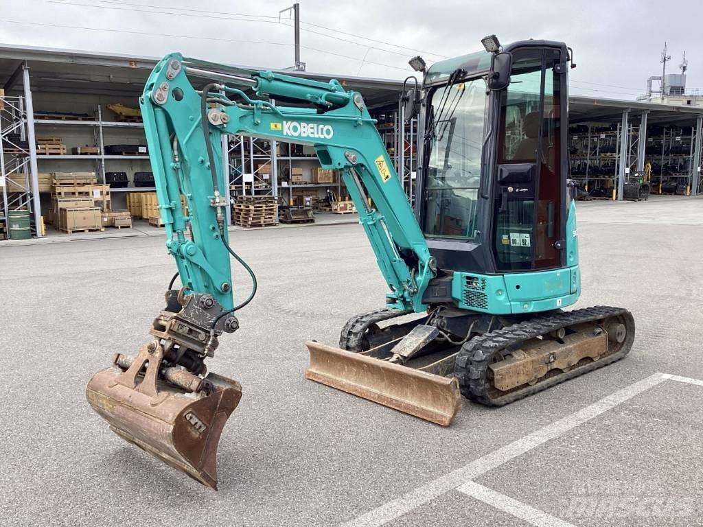 Kobelco SK25SR-6 小型挖掘机