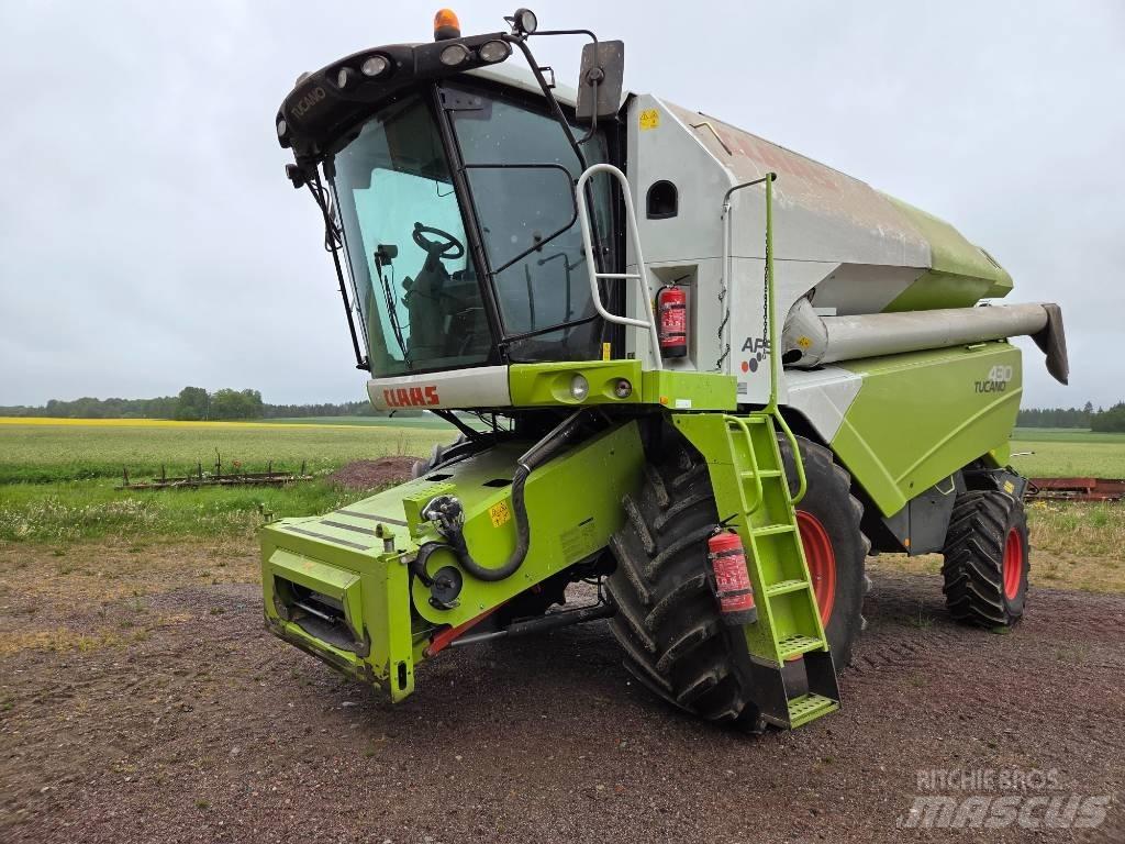 CLAAS Tucano 430 联合收割机