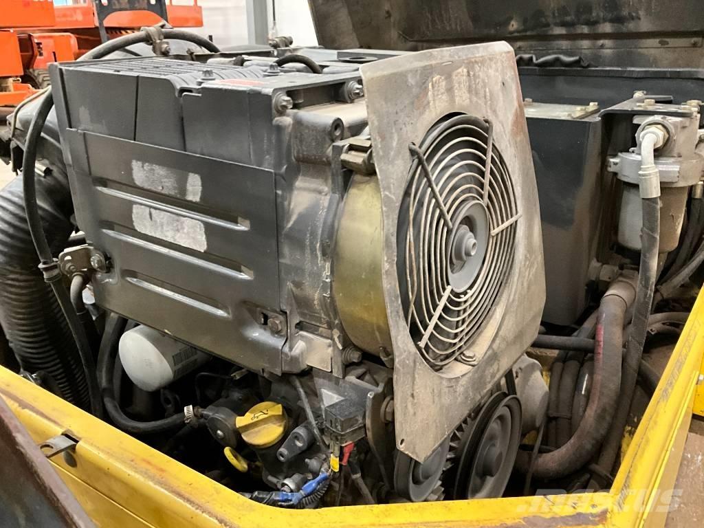 Bomag BW 120 AD-3 双轮压路机