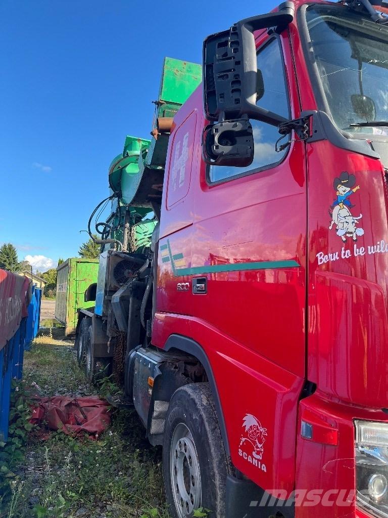 Volvo FH 16 610 木材切割机