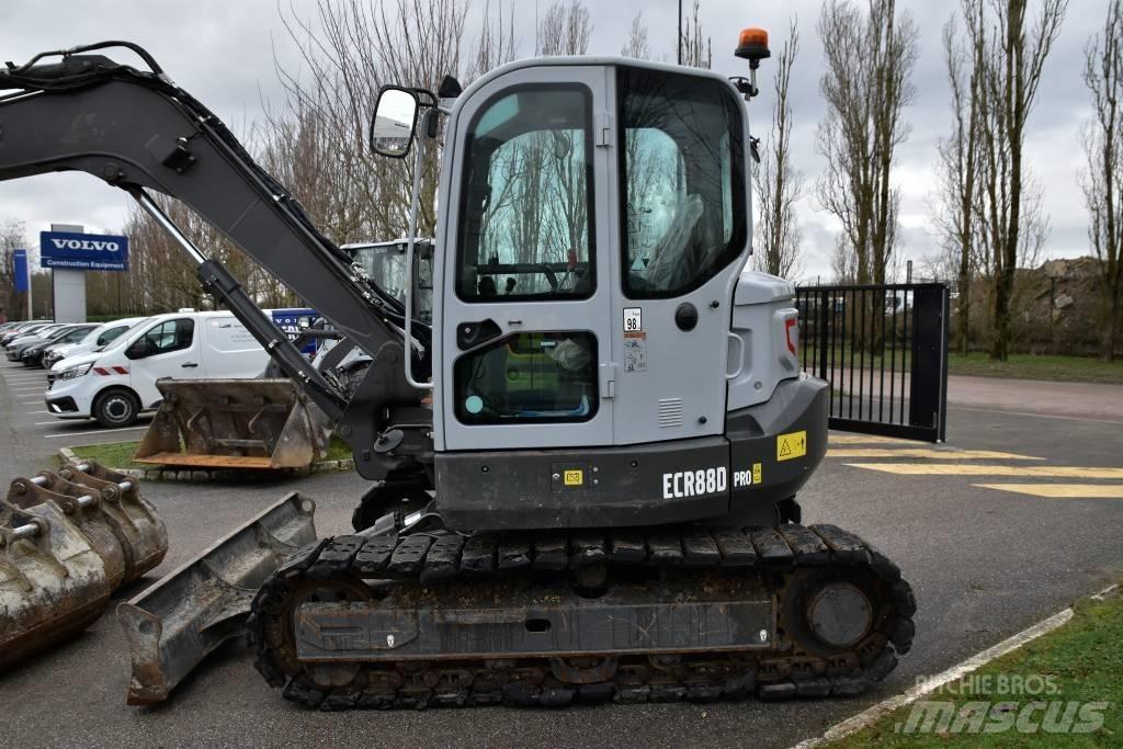 Volvo ECR 88 D 中型挖掘机
