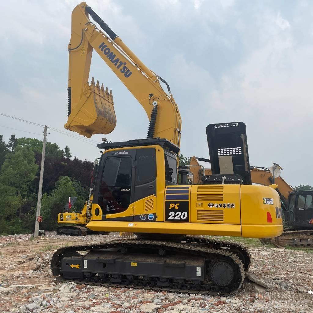 Komatsu PC 220-8 履带挖掘机