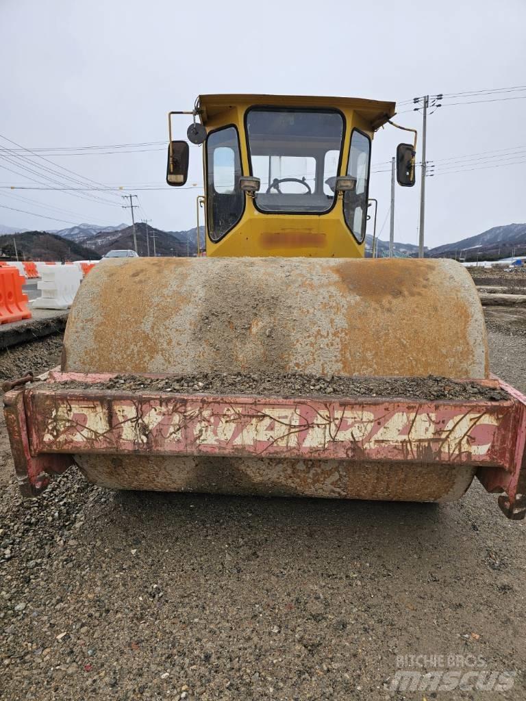 Dynapac CA 251 土壤压实机