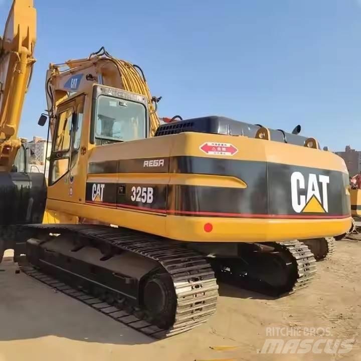 CAT CAT323B 中型挖掘机
