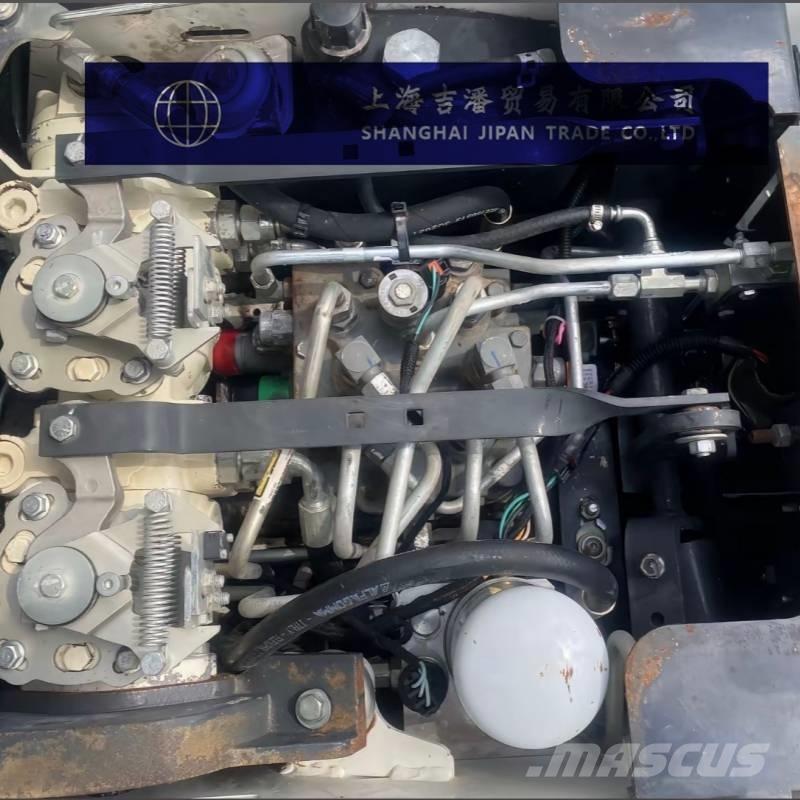 Bobcat S 70 滑移装载机