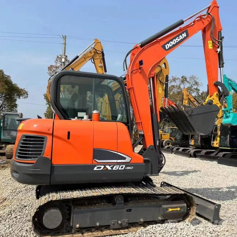 Doosan 60 履带挖掘机