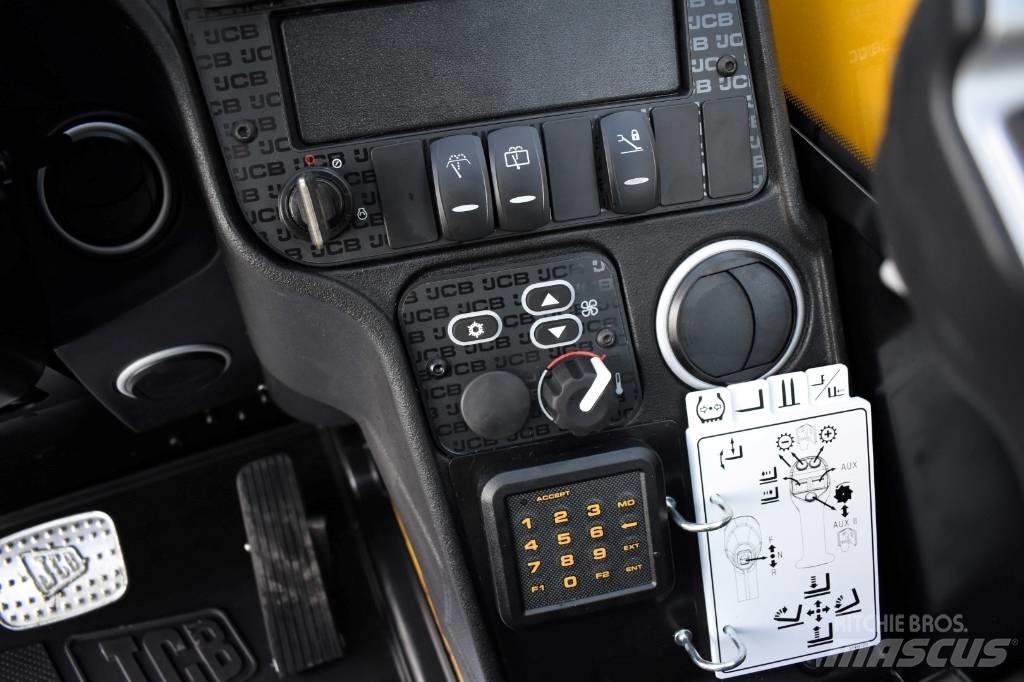 JCB 540-170 伸缩臂叉装车|叉装车