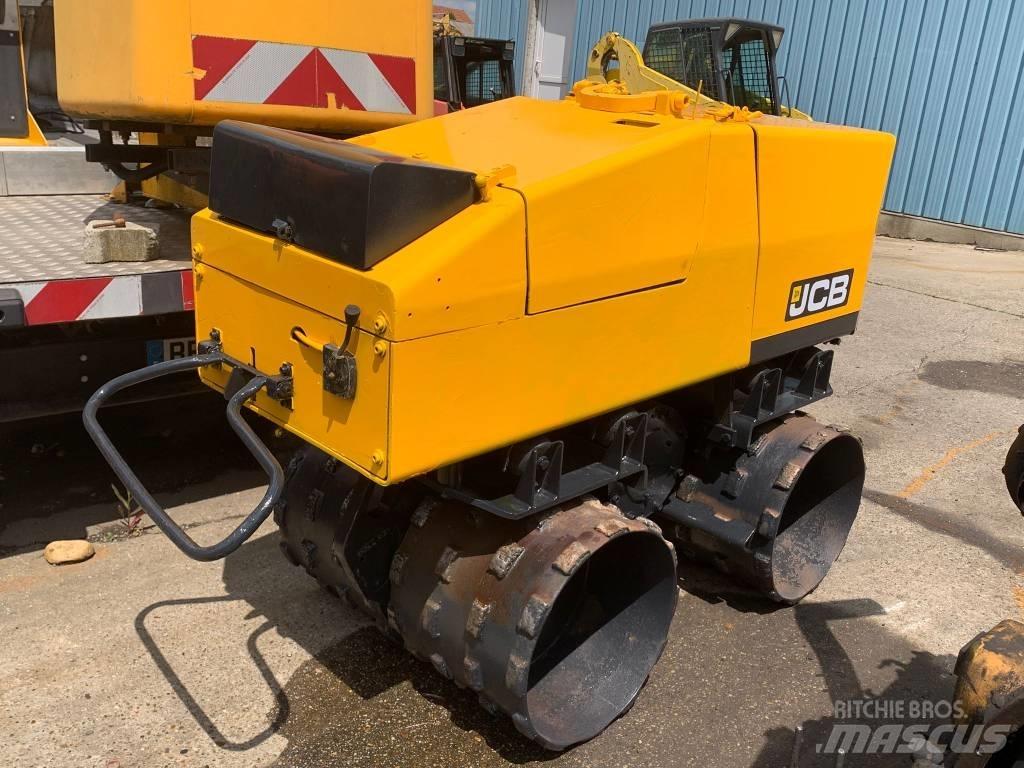 JCB VM 1500 双轮压路机