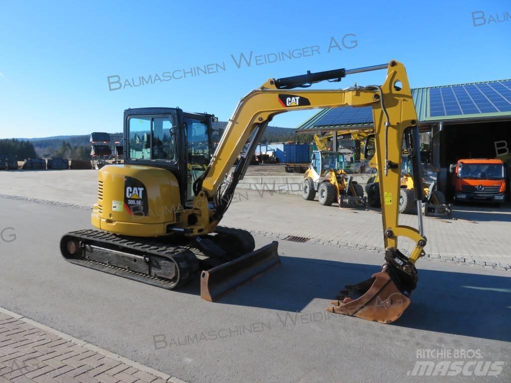 CAT 305.5 小型挖掘机