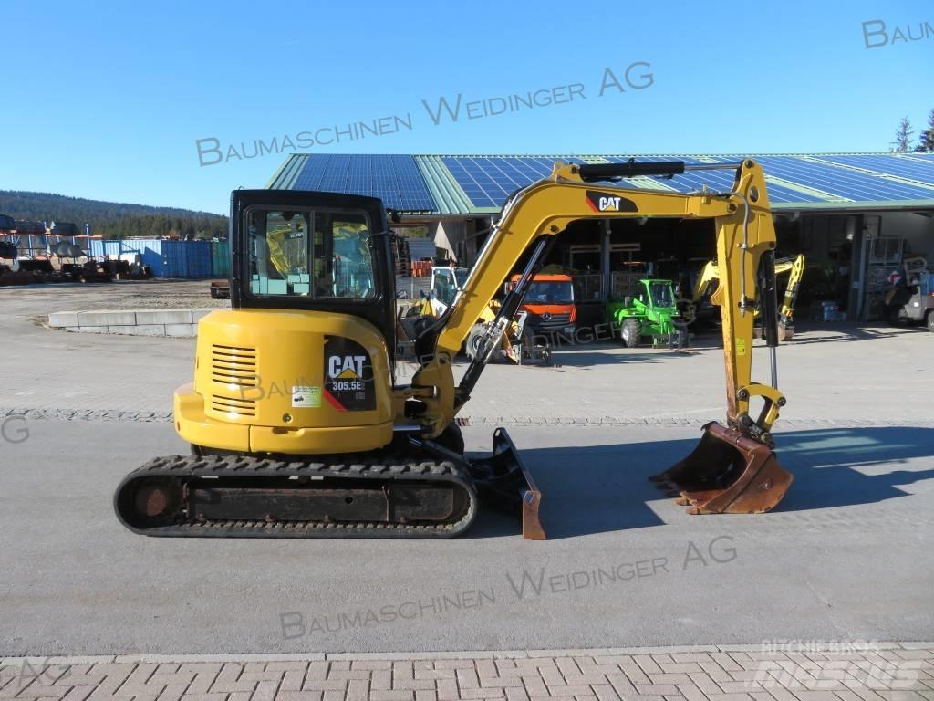 CAT 305.5 小型挖掘机