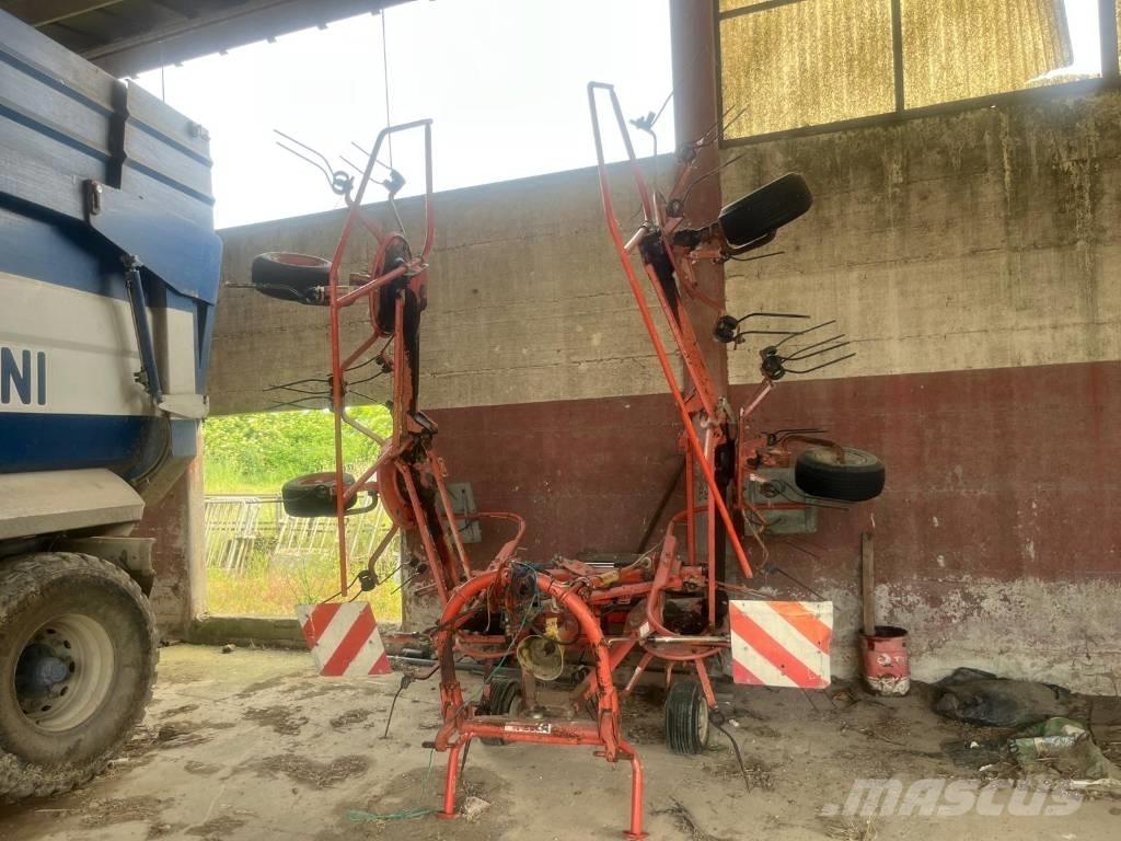 Lely TH 680 犁耙和摊草机