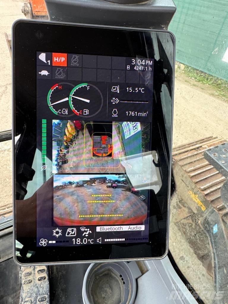 Hitachi ZX135US-7 履带挖掘机