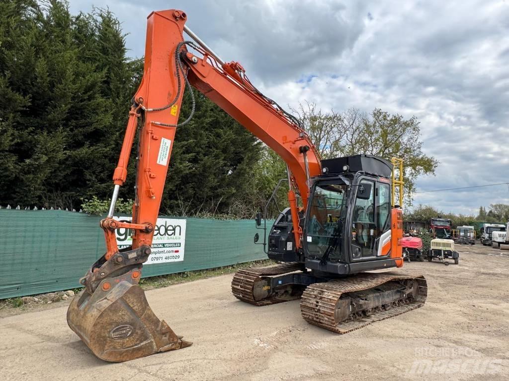 Hitachi ZX135US-7 履带挖掘机