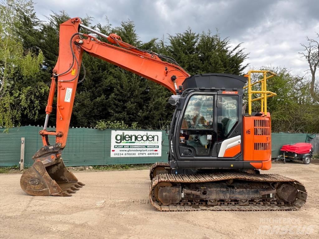 Hitachi ZX135US-7 履带挖掘机