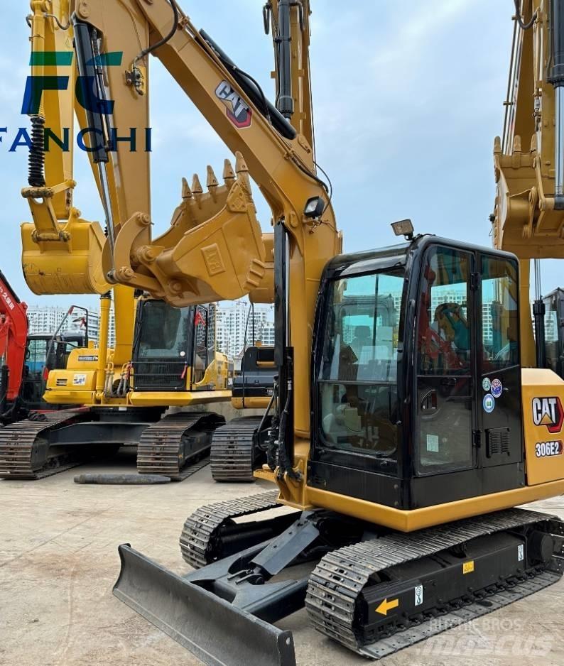 CAT 306E2 小型挖掘机
