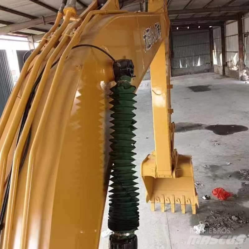 CAT 320 D 履带挖掘机