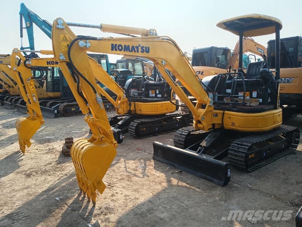 Komatsu PC 35 小型挖掘机