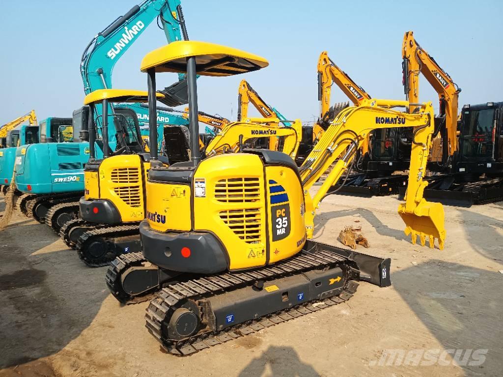 Komatsu PC 35 小型挖掘机