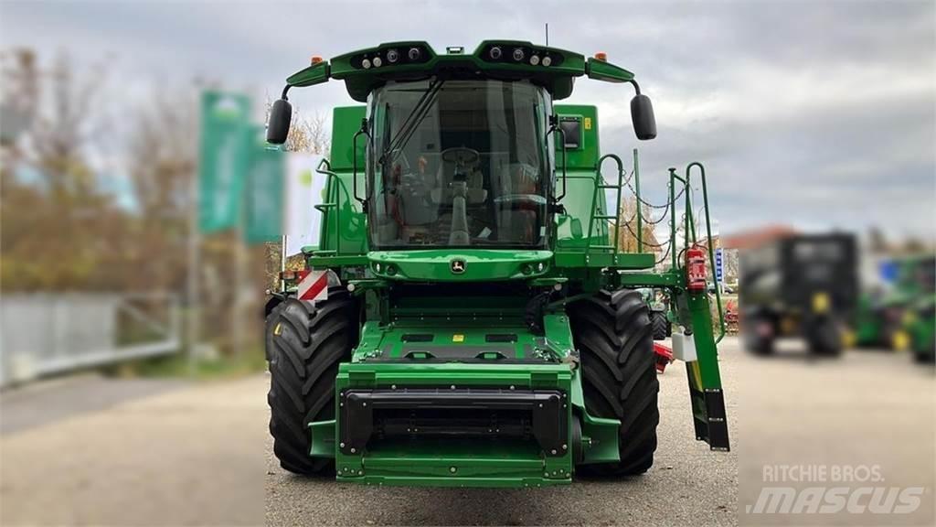 John Deere S770 联合收割机