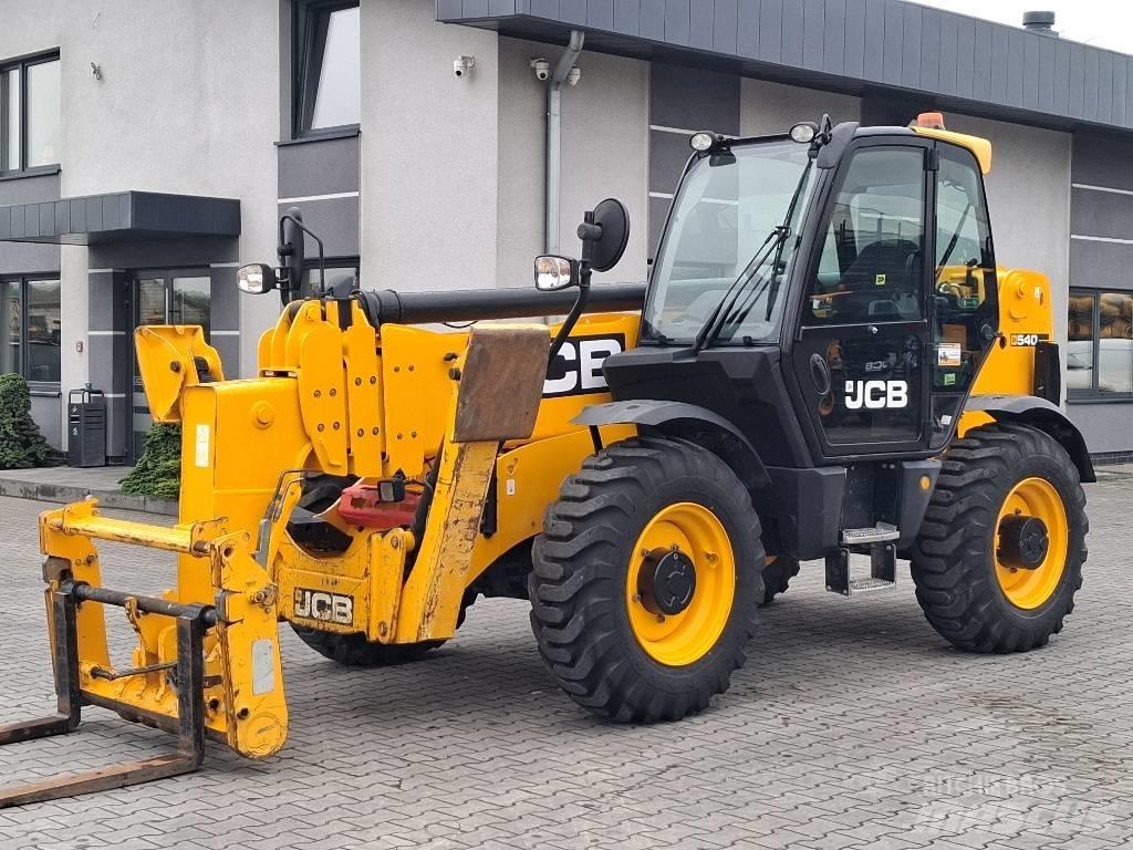 JCB 540-170 伸缩臂叉装车|叉装车