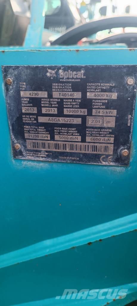 Bobcat T 40.140 伸缩臂叉装车|叉装车