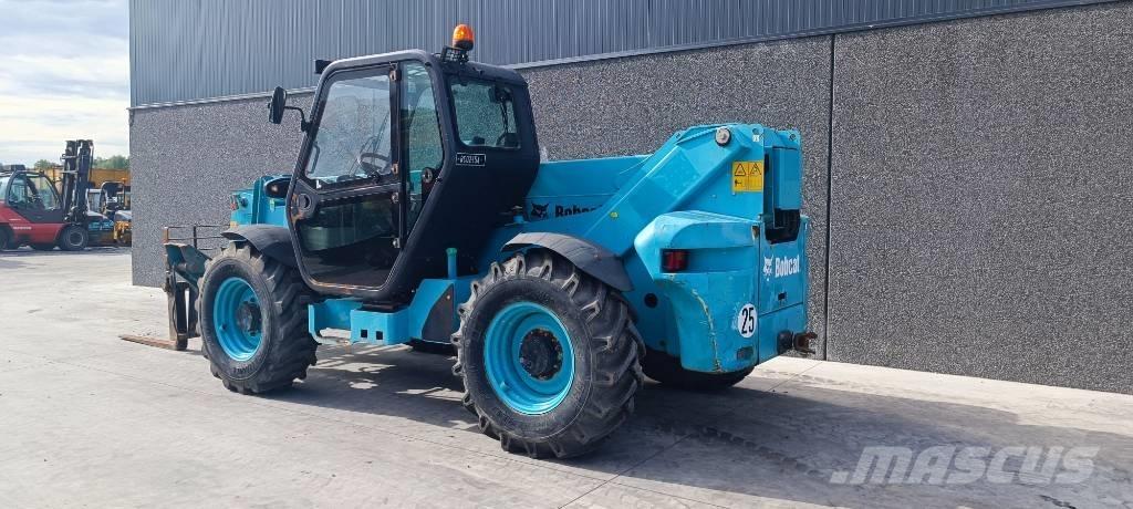 Bobcat T 40.140 伸缩臂叉装车|叉装车