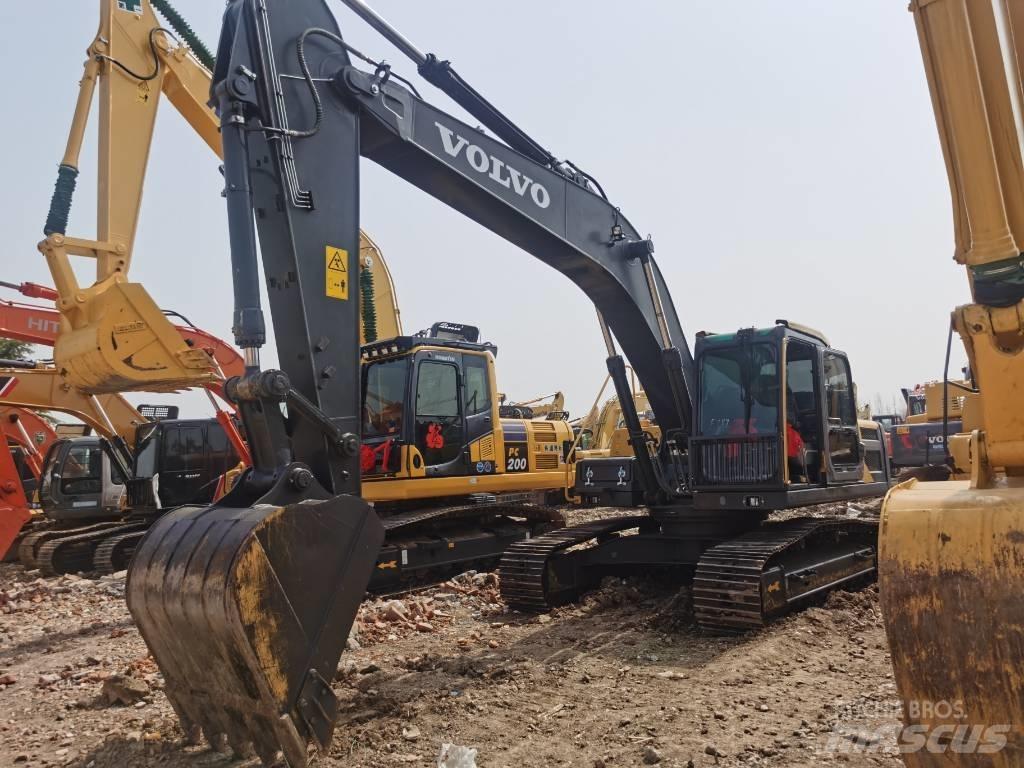 Volvo EC 240 履带挖掘机