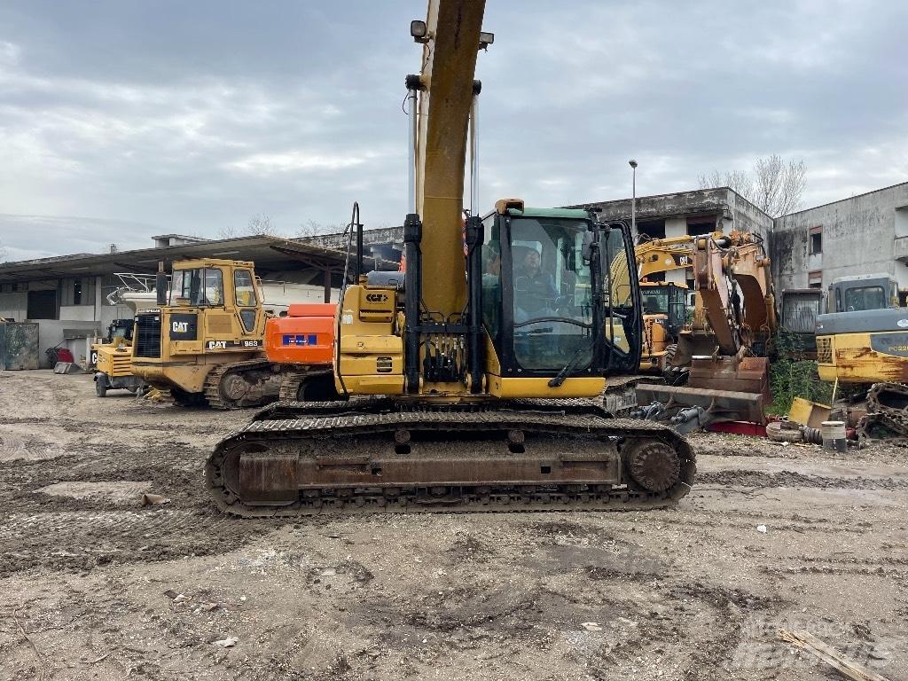 CAT 323 D 履带挖掘机