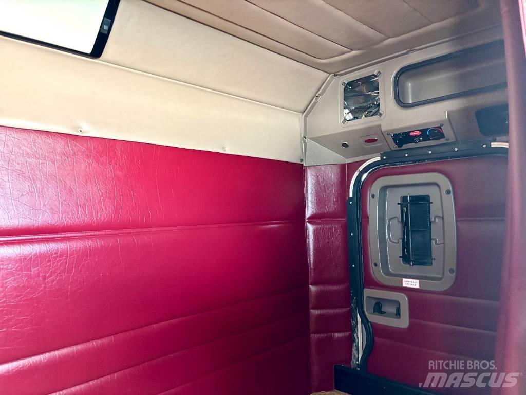Peterbilt 379 牵引车