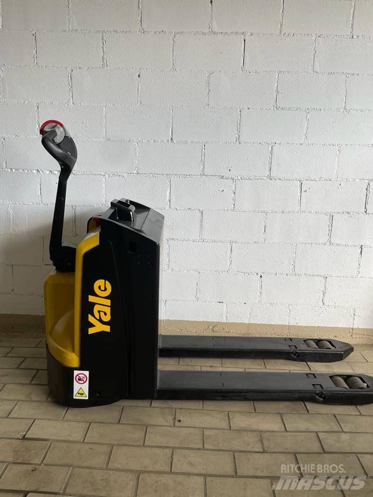 Yale MP 18 AC 手摇升降机