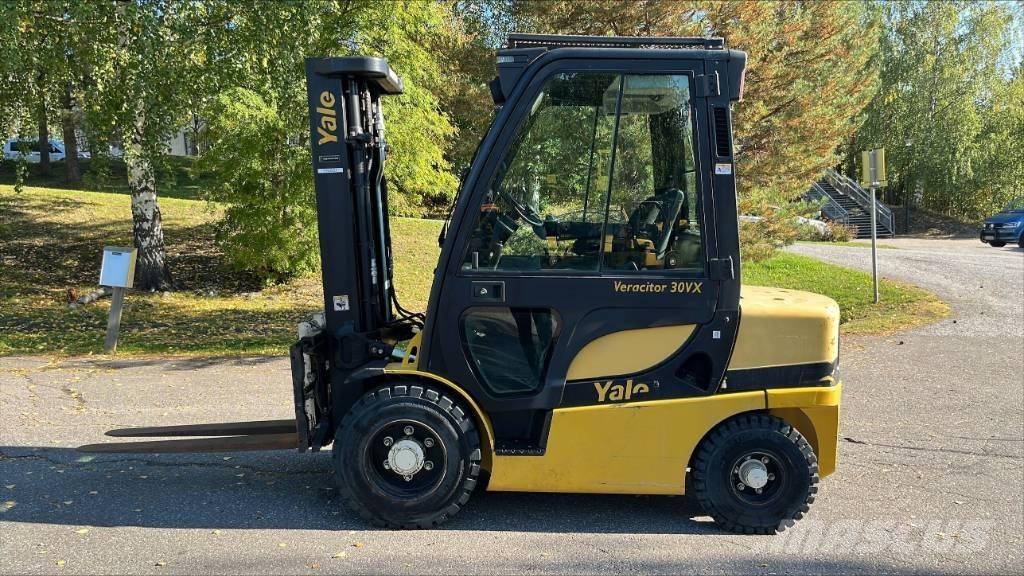 Yale GDP 30 VX 柴油叉车