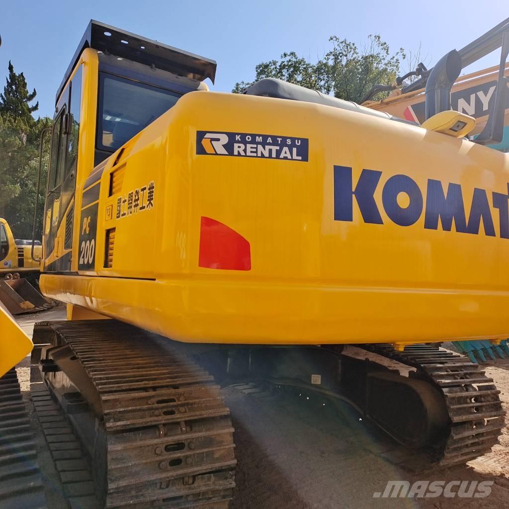 Komatsu PC 200 履带挖掘机