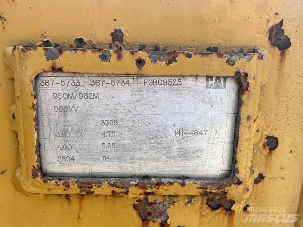 CAT 950M 轮式装载机