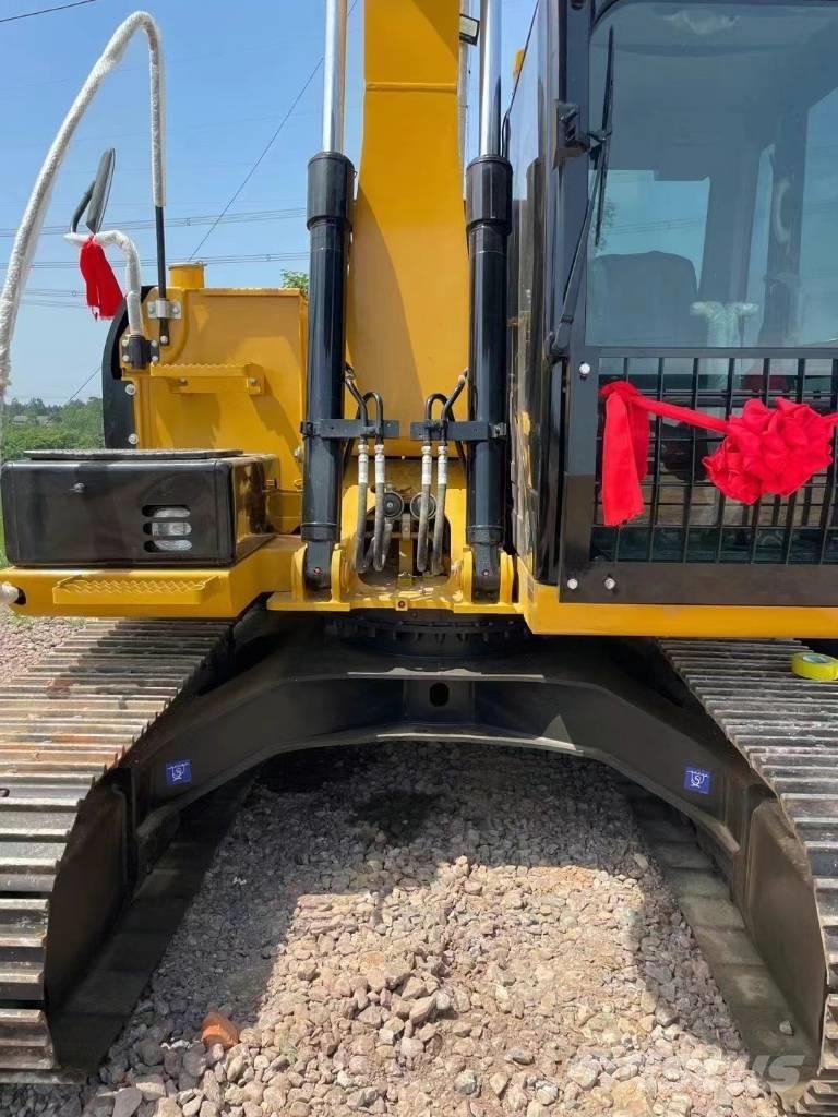 CAT 312D 中型挖掘机