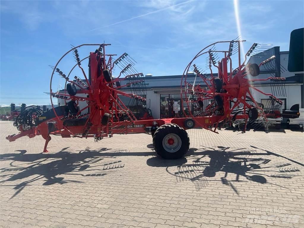 Kuhn GA 13231 料堆整形机