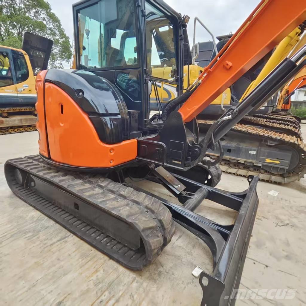 Hitachi ZX 55 UR 小型挖掘机