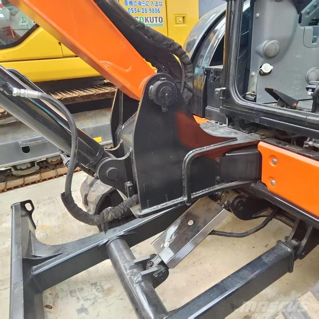 Hitachi ZX 55 UR 小型挖掘机