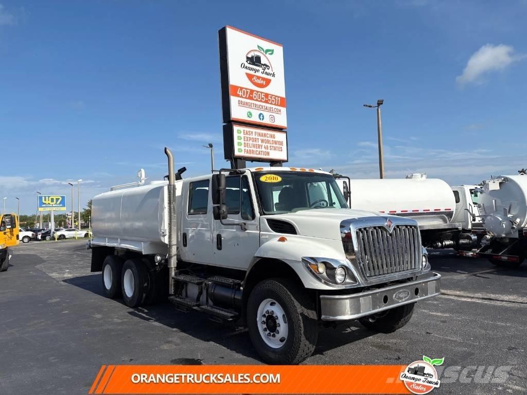 International 7400 水罐车