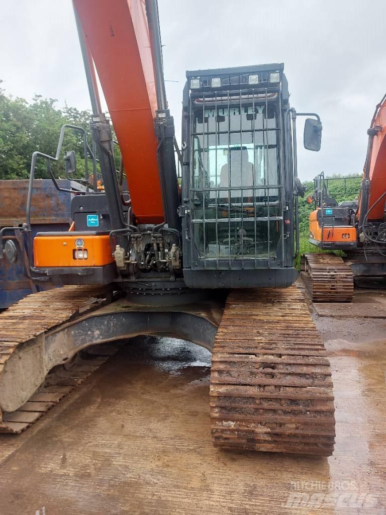 Doosan DX 225 LC-5 履带挖掘机