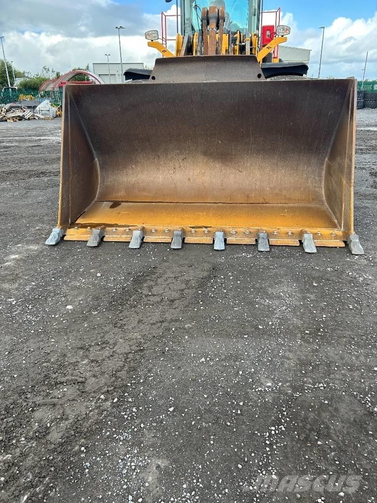 Volvo L 180 H 轮式装载机