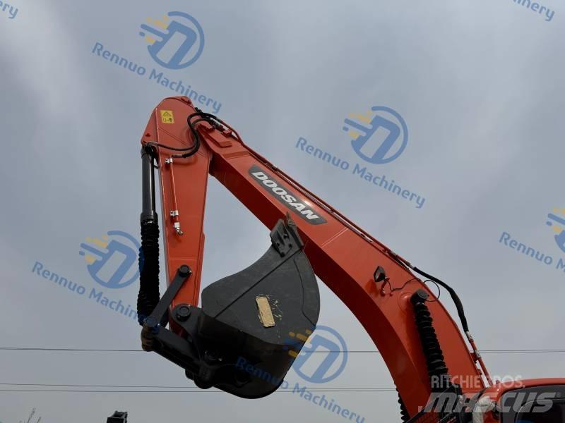 Doosan DX 225 LC-9C 履带挖掘机