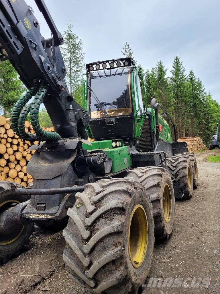 John Deere 1270 G 收割机