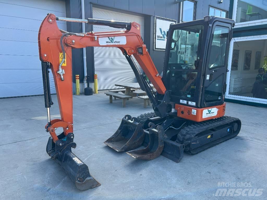 Hitachi ZX 26 U-6 小型挖掘机