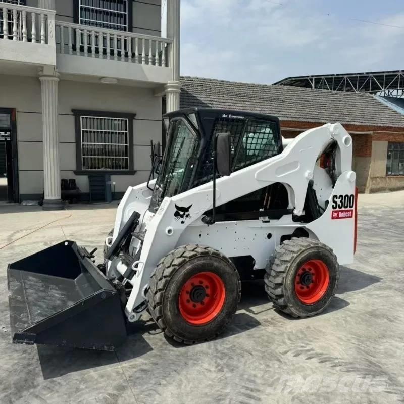 Bobcat S 300 滑移装载机
