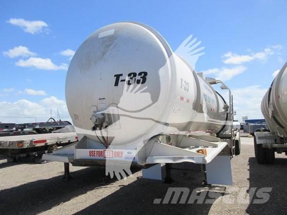 Polar TANKER 油罐半挂车
