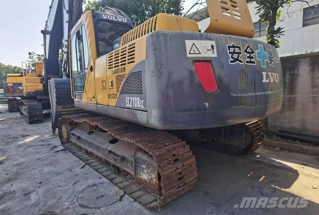 Volvo EC 210 B LC 履带挖掘机