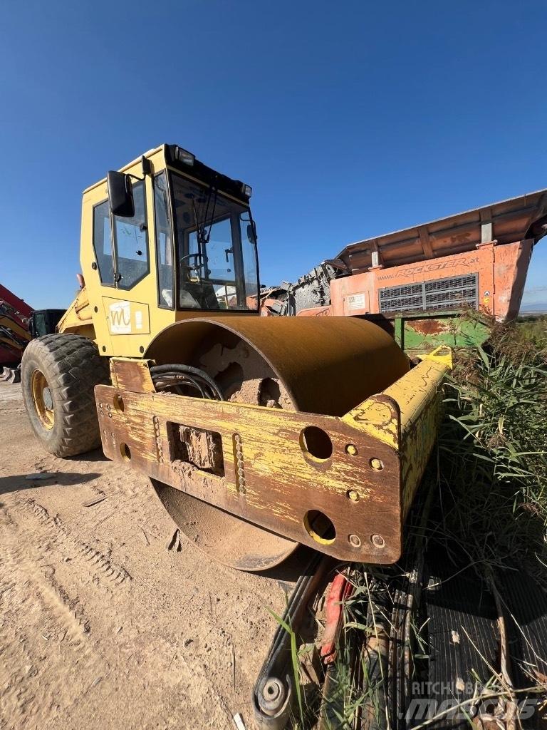 Bomag BW 211 D-3 单轮压路机