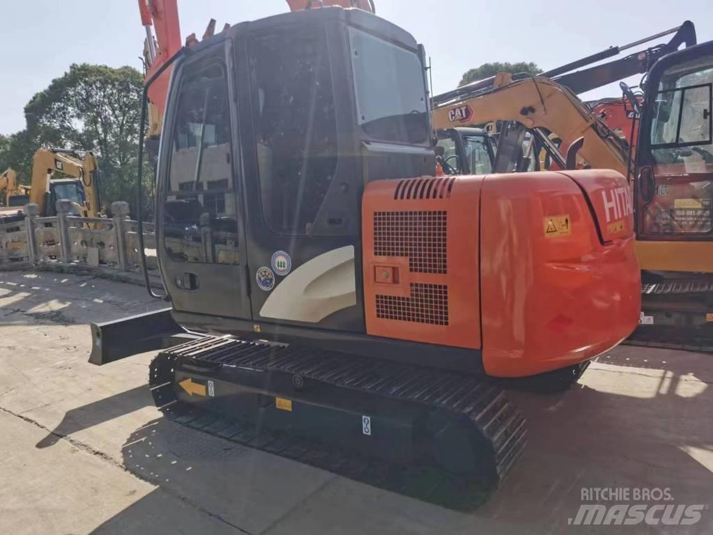 Hitachi ZX 60 小型挖掘机