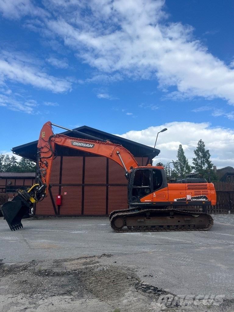 Doosan DX 255 LC-5 履带挖掘机