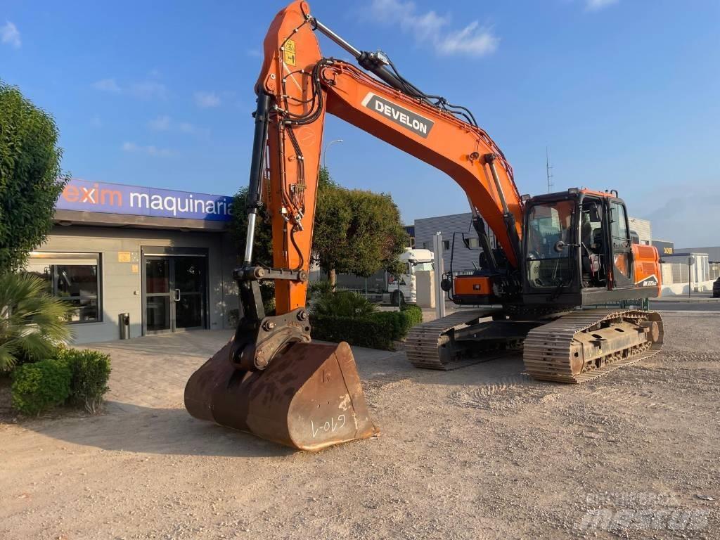 Doosan DX225LC-7 履带挖掘机